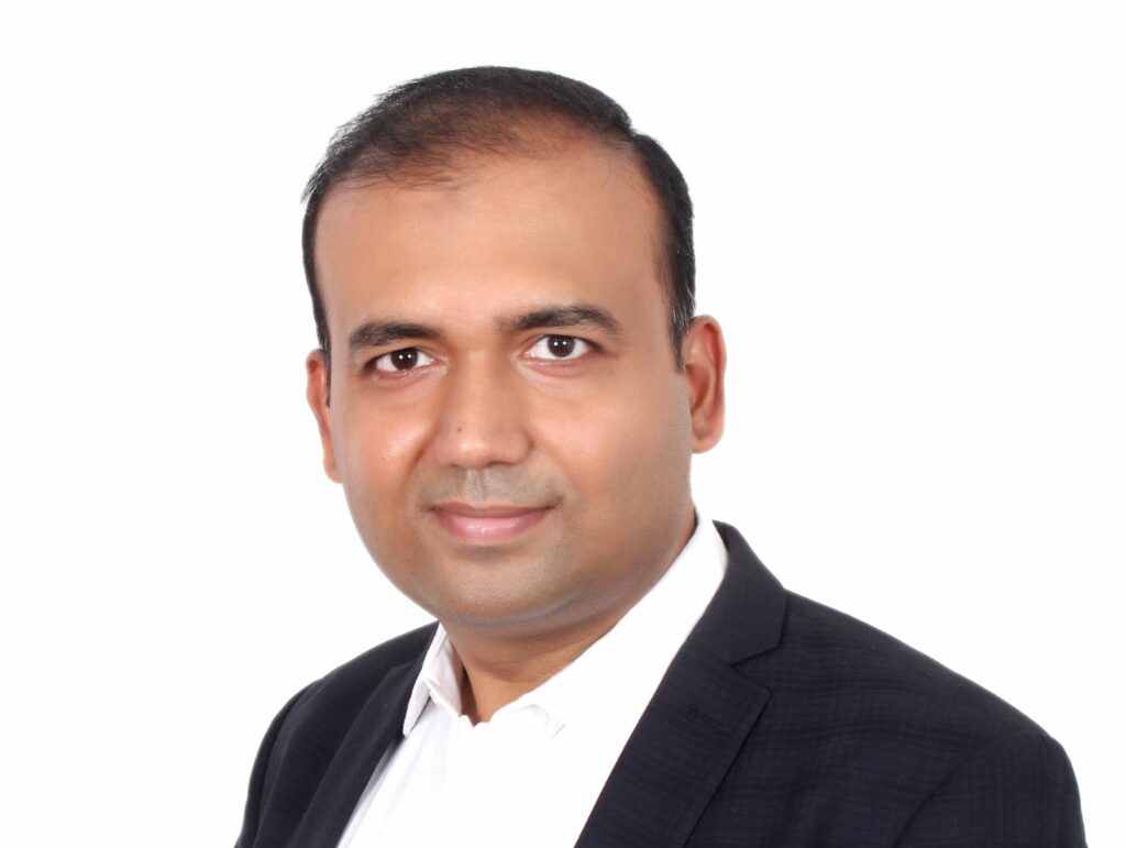 Anurag Saxena headshot